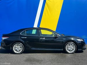 Toyota Camry G-LEATHER 2.5 HYBRID // HEADS-UP DISP - Image 2