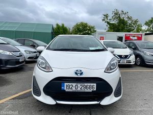 TOYOTA AQUA 2019 (1.5, HYBRID ) - Image 3