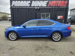 221 Skoda Superb 2.0TDi STYLE - Image 3