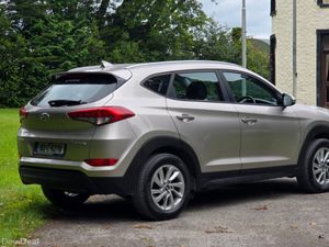 2018 Hyundai Tucson 1.7 CRDI SE Automatic - Image 4