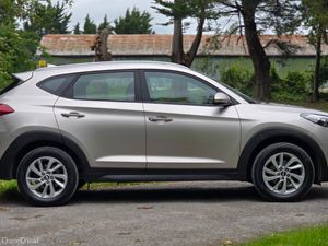 2018 Hyundai Tucson 1.7 CRDI SE Automatic - Image 3