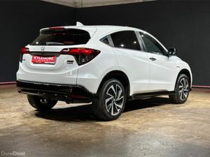 Honda Vezel RS EDITION - UPGRADED ALLOYS - HALF LE - Image 4