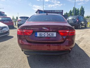 Jaguar XE 2016 - Image 4