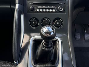 161 Peugeot 3008 1.6D Low Miles Warranty - Image 2