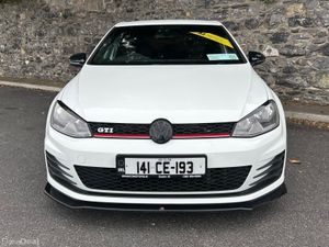 VW Golf GTI  2014 Manual - Image 2