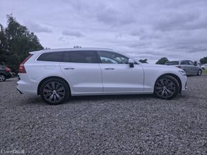 2020 Volvo V60 T5 Inscription - Image 4