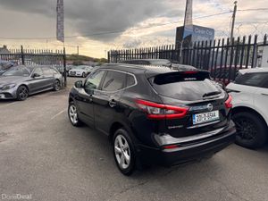 2020 Nissan Qashqai 1.3 Automatic - Image 4