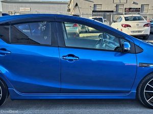 2017 Toyota Aqua G's Edition - Image 3