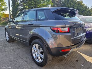 2017 LAND ROVER RANGE ROVER SE TECH 2.0 TD4 150BHP - Image 4