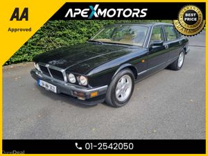 Jaguar XJ 3.2 S AUTO  * IMMACULATE * FEATURED IN M - Image 4