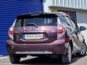 Toyota Aqua Hybrid - Image 3