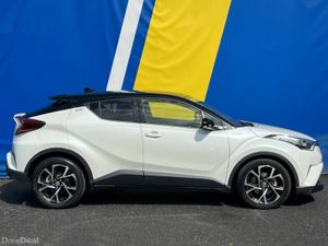 Toyota C-HR 1.8 HYBRID AUTO // HEATED SEATS // 2 Y - Image 2