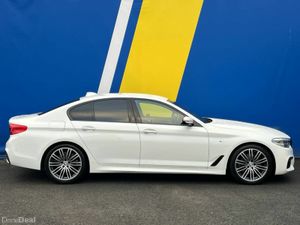 BMW 5-Series 523d M-SPORT 2.0 AUTO // HEADS-UP DIS - Image 2