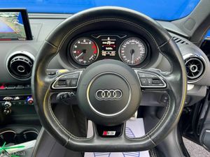 Audi S3 QUATTRO 2.0 AUTO // LEATHER HEATED SEATS / - Image 4