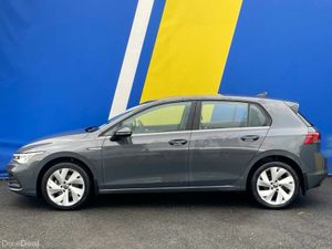 Volkswagen Golf STYLE 1.5 TSI // APPLE CARPLAY/AND - Image 3
