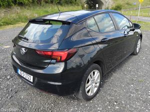Opel Astra 2018 Low KM's Ready to Drive  today - Image 4