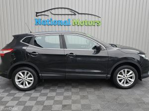 2016 Nissan Qashqai 1.2 Petrol XE - Image 2