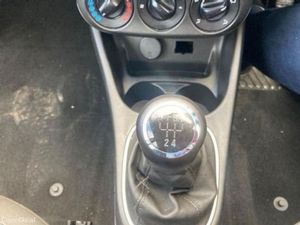 Opel Corsa 1.4 S Hatchback Petrol Manual (75bhp) - Image 3