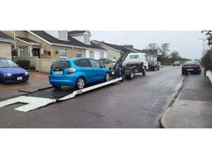 Mitsubishi Pajero CANTER FUSO 3.0D RECOVERY TRUCK - Image 3