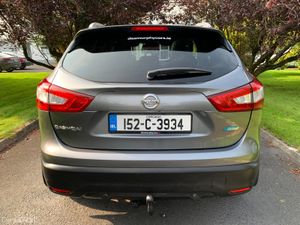 Nissan Qashqai 2015 HIGH SPEC SVE - Image 3
