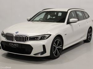 BMW 3-Series 2022 330E M SPORT TOURING LCI - Image 3