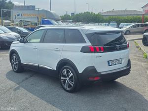 Peugeot 5008 Allure Manual 1.5 Diesel 7 Seater - Image 3