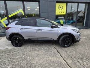 Opel Grandland X SRI 1.2 Petrol - Image 4