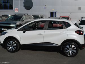 Renault Captur 2018 - Image 2