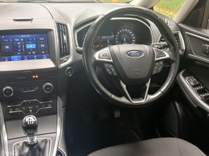 Ford Galaxy 2020 2.0 TDCi TITANIUM 7 SEATS - Image 4