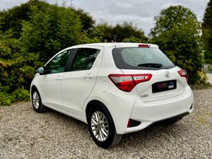 2019 Toyota Yaris 1.0 VVTI Terra 72hp - Image 4