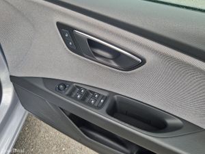 2019 (192) SEAT Leon  SE TDI - Image 3
