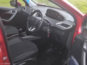 Peugeot 2008 2017 reduced to sell - Image 2