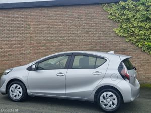 Toyota Aqua 1.5 HYBRID AUTOMATIC FINANCE AVAILABLE - Image 3