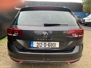 VOLKSWAGEN PASSAT 2.0 TDI ELEGANCE DSG ESTATE - Image 4