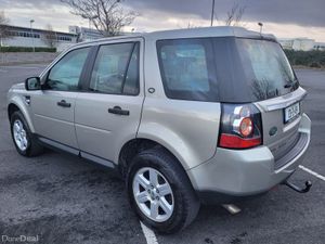 2013 LANDROVER FREELANDER 2.2D S AUTOMATIC - Image 2