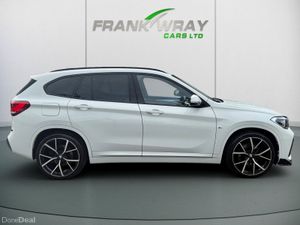 2021 BMW X1 25 E M-SPORT X-DRIVE*LEATHER*MINT*FSH* - Image 4