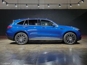 Mercedes-Benz EQC EQC 400 4MATIC AMG LINE - REVERS - Image 3