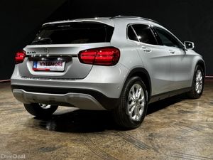 Mercedes-Benz GLA 1.6 AUTOMATIC - CRUISE CONTROL - - Image 4