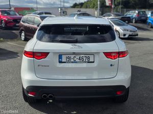 Jaguar F-Pace Prestige 2.0 Diesel Manual (191) - Image 4