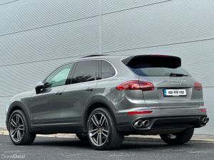 PORSCHE CAYENNE S V8 D *€333 tax - Image 2