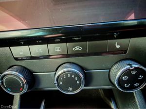 SKODA OCTAVIA C SOL 1.0 TSI 115HP 4DR - Image 3