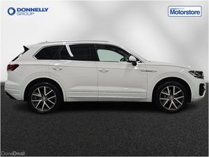 Volkswagen Touareg Diesel Estate R-Line - Image 4