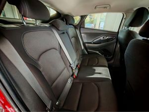 HYUNDAI I30 I 30 FASTBACK 5DR - Image 4