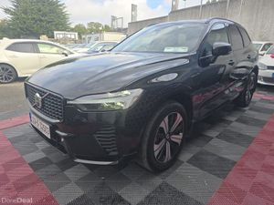 2023 VOLVO XC60 T6 PHEV PLUS DARK - Image 3