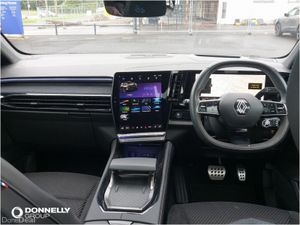 Renault Austral Estate Iconic Esprit Alpine - Image 4