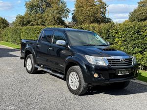 DEPOSIT TAKEN..Hilux 3.0 D-4D Invincible 5 Seat N1 - Image 2