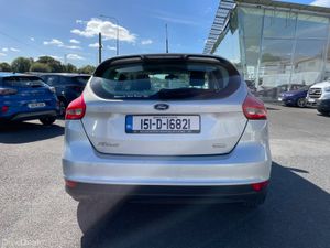 Ford Focus Zetec 1.0 Petrol - Image 4