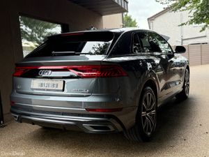 2021 Audi Q8 3.0TFSI e 55 S Line 4x4 - Image 3