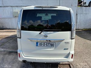 Nissan Serena 2.0i HYBRID 8 SEATER PETROL AUTOMATI - Image 4