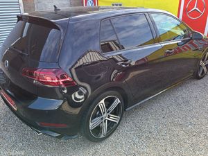 Volkswagen Golf R 2017 R-LINE 7.5 320BHP 2.0 DSG - Image 4